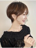大人可愛いショートボブ×耳掛け