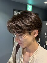 ピボット 梅田(PIVOT)&nbsp;【西梅田メンズヘア】自然な毛流れのセンターパート