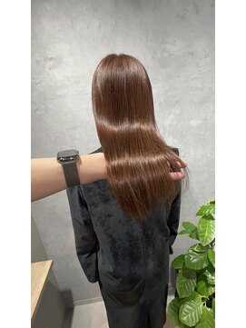 モードケイズ(Aimee by modek’s) 艶々ブラウンカラー