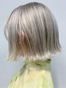 テトヘアー(teto hair) ホワイトブリーチ、ホワイトブロンド、イルミナカラー