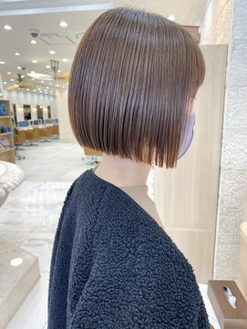 ティンク 天神(Tink) Masaki担当☆ 首元スッキリ切りっぱなしボブ