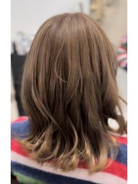ヘアーアンドメイク グルック(hair&make Gluck) ブリーチオンカラーxミルクティーベージュ