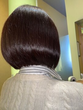 ライブラブライフ(LIVE LOVE LIFE) 白髪もしっかり艶やかにカラートリートメント