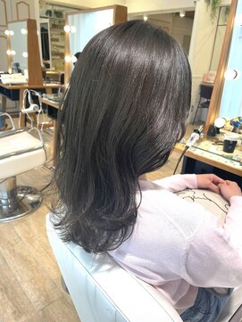 ネオリーブ チロル 横浜西口店(Neolive CiroL.) 大人可愛い　ダークアッシュカラー