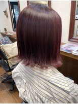 カミナ(KAMINA)&nbsp;外ハネ×ディープレッドカラー