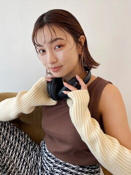 シプレ(cipre)の写真/【吹田/山田】大人女性の悩みを改善！いままでの白髪染めを覆す“ハイライトで魅せるデザイン”