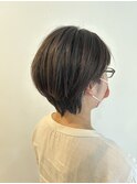 ステップボーンカットカットボブショートハイライト白髪ぼかし