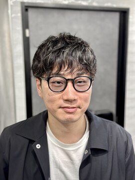 クロムトウキョウ ザ バーバー ネオン 新宿店(CHROM TOKYO the Barber ne/on) ショートマッシュ/メッシュ/スパイラルパーマ/ダークグレー