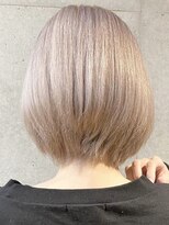 ムク 横浜店(muku)&nbsp;ダブルカラーミルクティーベージュカラーケアブリーチ韓国ボブ