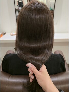 インビテーション(invitation) ベージュ