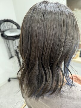 ラヴィ(La vie) 艶髪グレージュ