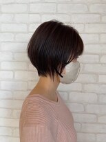 ビスイル 秋葉原店(Vis ill) 前下がりショートレイヤートリートメント付き