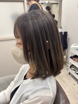 カミノワ(kaminowa)&nbsp;大人ミディアムレイヤー/40代/50代/白髪ぼかし/髪質改善/面長