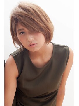 エイミーバイアフロート(amie by afloat) 大人かわいい耳かけ前下がりショート◎