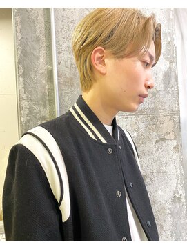 ピア(Pia) 刈り上げないセンターパート