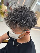 アリープパロット(ALEAP parrot)&nbsp;メンズ/ハイライト/パーマ【ALEAP parrot/多賀】