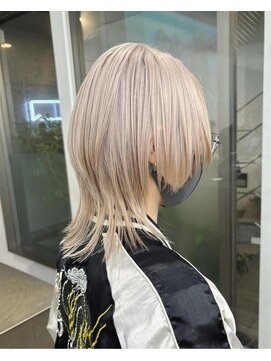 レコ 渋谷(LECO) ホワイトベージュのハイトーンウルフ