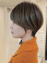白髪ぼかし/ひし形/癖毛/大人ショートボブ/60代50代40代