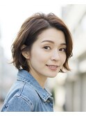 無造作なパーマショート