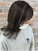 ブラック×シルバーのハイライト