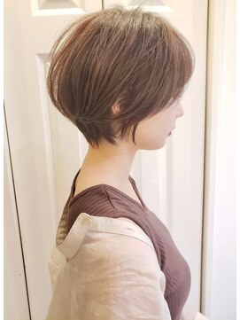 ロンドプロフィール 浦和(Lond profil) 大人可愛い20代30代40代黒髪前下がりショートボブ丸みショート◎