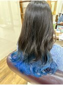 ロングヘア／コテ巻き／ロング巻き髪／インナーカラー