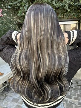 ディモアンド 表参道(Dimo&) xハイライト/イメチェン/ホワイトブロンド/外ハネボブ/美髪/