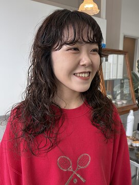 フィル(fil) ロングウェーブパーマ
