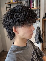 ガウディ 広島駅前店(Gaudi)&nbsp;波巻きツイストスパイラルパーマ×メンズウルフカット