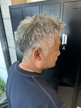 メンズオリノ 西田辺 阿倍野(men's olino)の写真/年齢を重ねた髪に、上質な艶を。