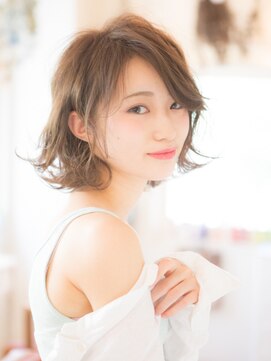 ケーオーエスビューティー(K O S beauty) 上品×くびれセミディ