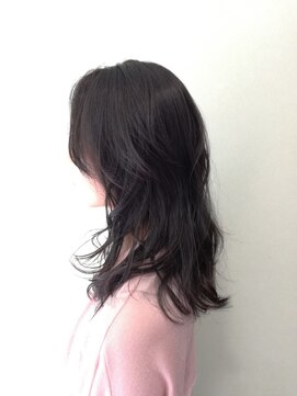 モンド(monde) 決まりすぎないラフなウェーブ♪20代30代40代50代