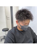 ツーブロック短髪モテるスーツ束感メッシュシークレットパーマ