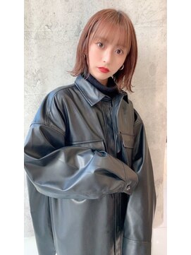 アイユー(ii+U) オレンジベージュ　外ハネボブ　春カラー　顔周りカット