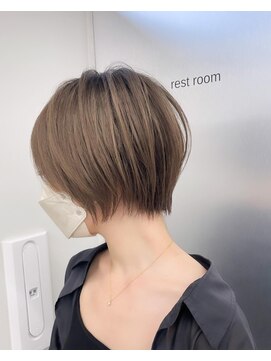 ボーテコンシェル 錦糸町(beaute concier) ミルクティーベージュダブルカラーインナーカラーケアブリーチ