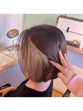 ブレス ヘアー リーベ(Bless HAIR Liebe) 20代30代大人かわいいミルクティーベージュインナーカラーボブ