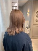 ベージュカラー