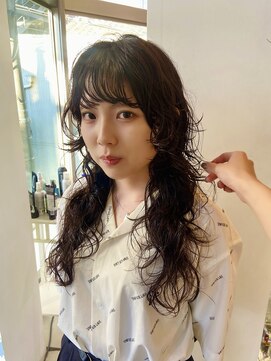 ビファインクーアヴェダ(Be fine coo AVEDA) ロングウルフパーマでナチュラルにオシャレに☆10代/20代/30代