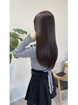 エミュスト(Emuest)&nbsp;☆ 髪質改善　トリートメント　ダークブラウン　心斎橋