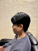 ヘアーアソシエイワイ(Hair Associe IWAI) センターパートショート