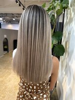 メリー オオサカ(Merly Osaka)&nbsp;white beige balayage