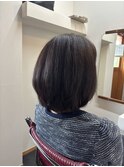 ミディアムボブ×グレージュ