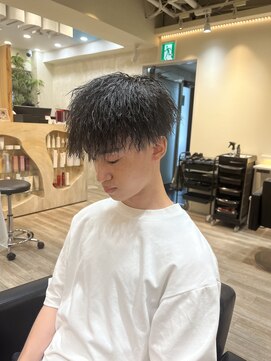 ルースト 渋谷店(ROOST) [雰囲気抜群スタイル]縦落ちツイスト