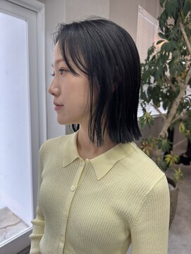 ダイアモンドリリーキートス(Diamond Lily kiitos) 黒髪カタログ/クラゲヘアー/オリーブグレー/一宮/レイヤーカット