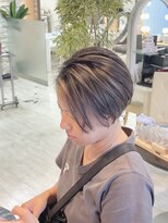 クレア(CREA) 20代30代人気ハンサムショート透明感ハイライト