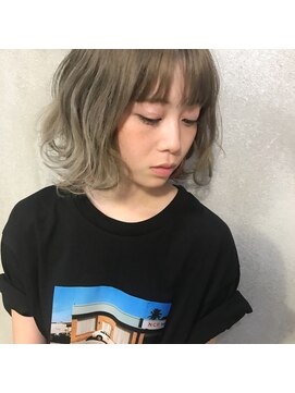 ミント(mint) ハイ透明感、ホワイトグレー♪