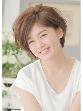 アズール 草加(azule) かわいい3Dカラー　ふんわりショートミニマルボブイルミナカラー