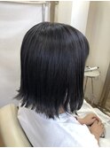 ダークグレー