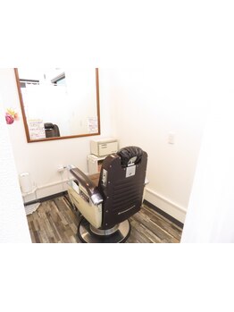 女性専用の個室あり◆エステメニューやシェービングでワントーン明るい肌に。メイク乗りの違いに感動♪