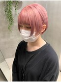 ピンクベージュ、薄いピンク、丸みショート、ブリーチ2回